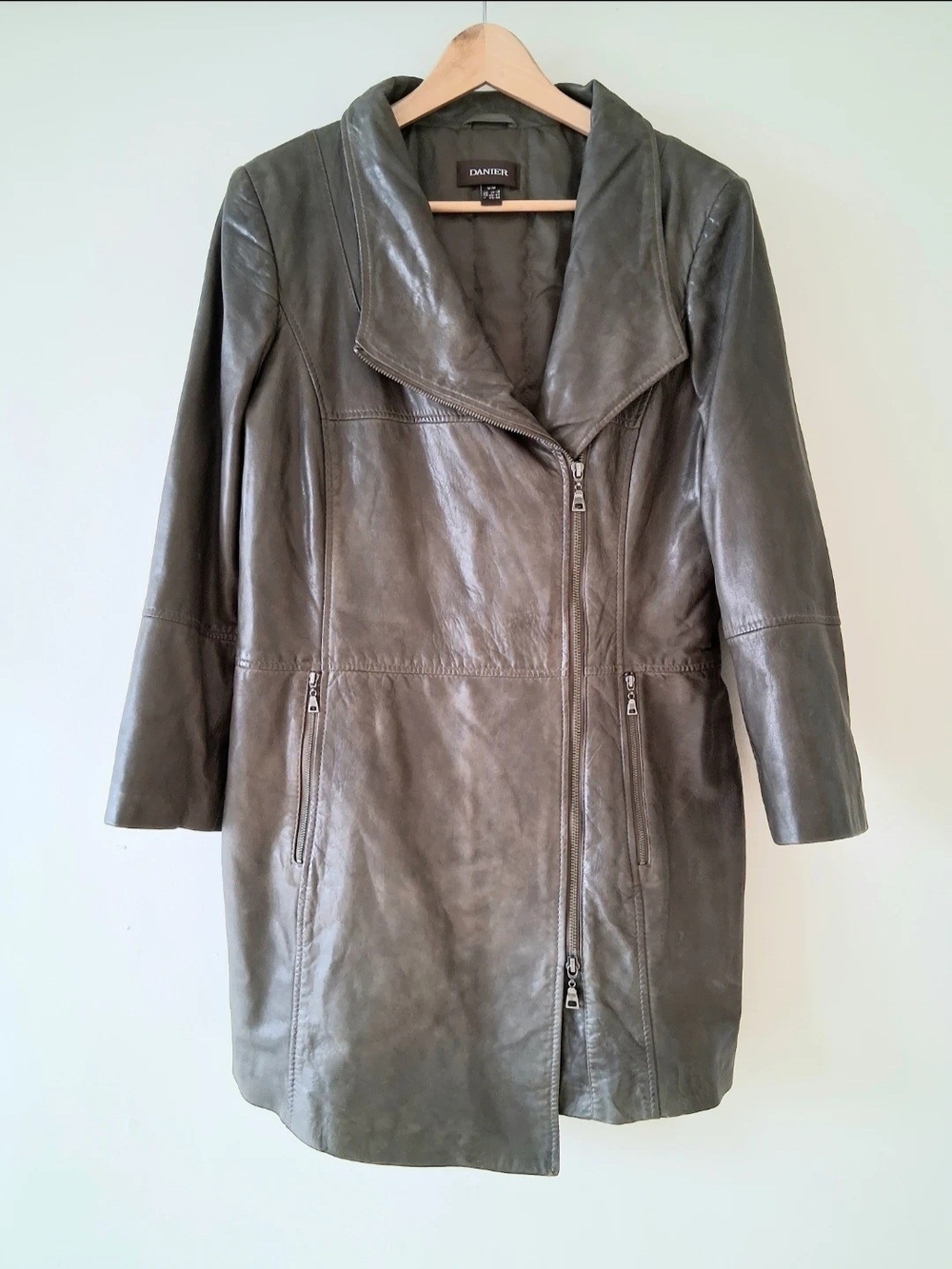 DANIER Genuine Leather Jacket, Women Sz M